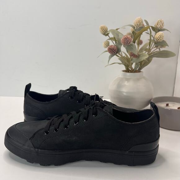 Sorel Metro II Low Top Suede Waterproof Sneaker Black/Sea Men\'s 10 Tried On main image 9